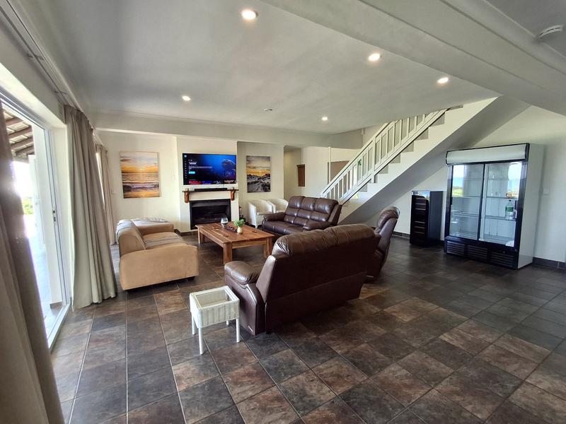 6 Bedroom Property for Sale in Duyker Eiland Western Cape